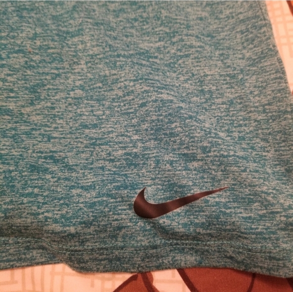 Nike | 5 Dri-FIT Tees - Picture 8 of 10